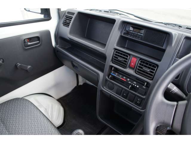 日産 ＮＴ１００クリッパー ６６０ ＳＤ ４ＷＤ H28年 (東北) 99