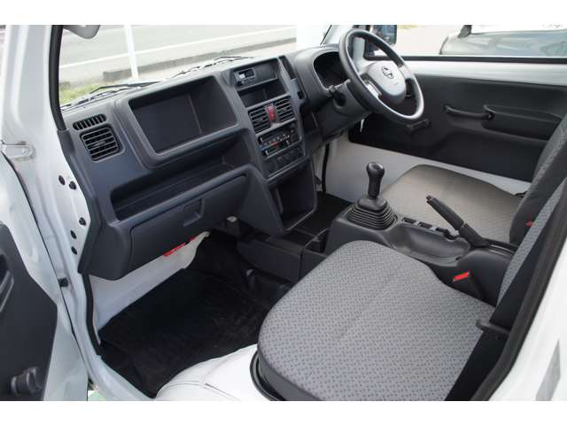 日産 ＮＴ１００クリッパー ６６０ ＳＤ ４ＷＤ H28年 (東北) 99