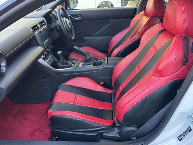 スバル ＢＲＺ ２．４ Ｒ R5年 (東海) 99