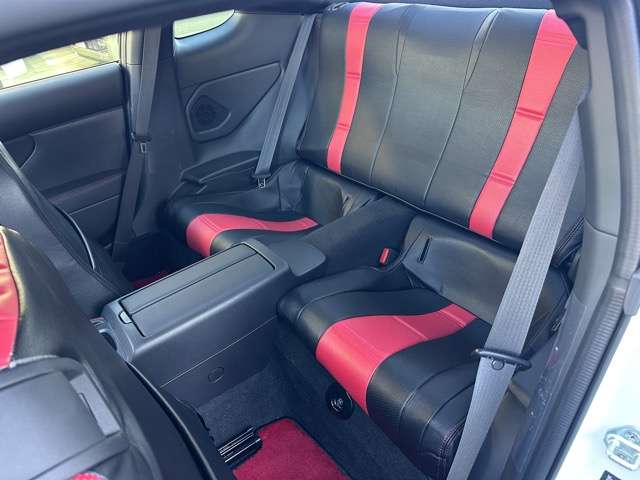 スバル ＢＲＺ ２．４ Ｒ R5年 (東海) 99