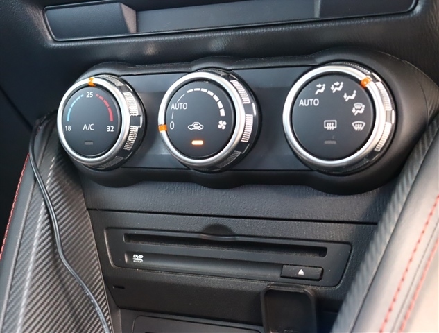 マツダ デミオ １．５ ＸＤ ツーリング ディーゼルターボ H27年 (関東) 99