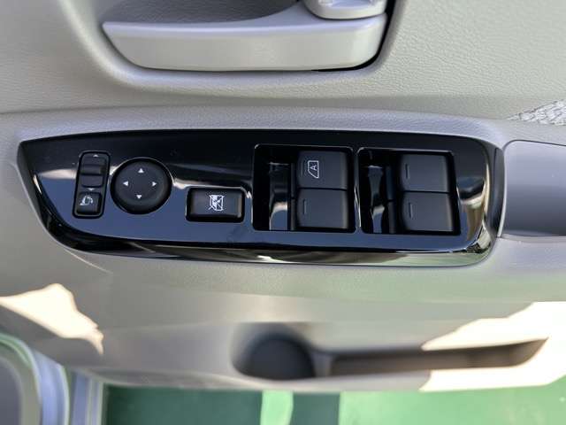 日産 ルークス ６６０ Ｘ R4年 (東海) 99