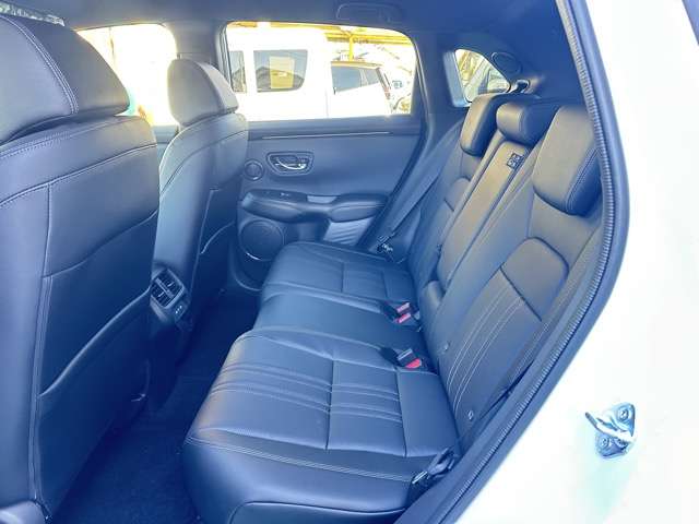 ホンダ ＺＲ－Ｖ ２．０ Ｅ：ＨＥＶ Ｚ ブラックスタイル R6年 (東海) 99