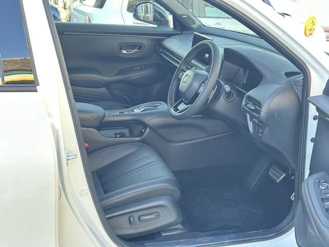 ホンダ ＺＲ－Ｖ ２．０ Ｅ：ＨＥＶ Ｚ ブラックスタイル R6年 (東海) 99