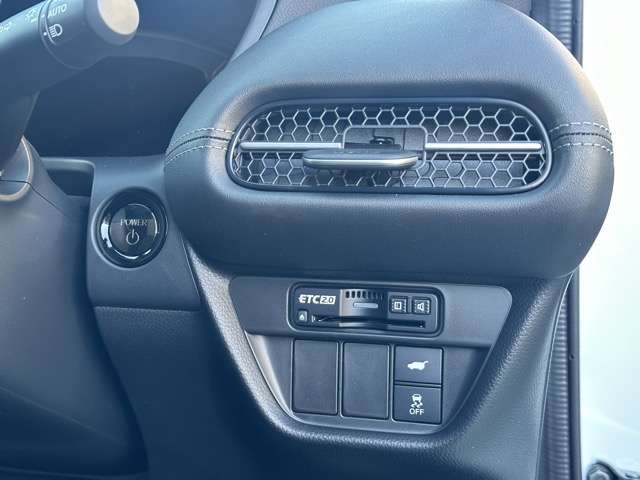 ホンダ ＺＲ－Ｖ ２．０ Ｅ：ＨＥＶ Ｚ ブラックスタイル R6年 (東海) 99