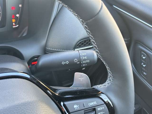 ホンダ ＺＲ－Ｖ ２．０ Ｅ：ＨＥＶ Ｚ ブラックスタイル R6年 (東海) 99