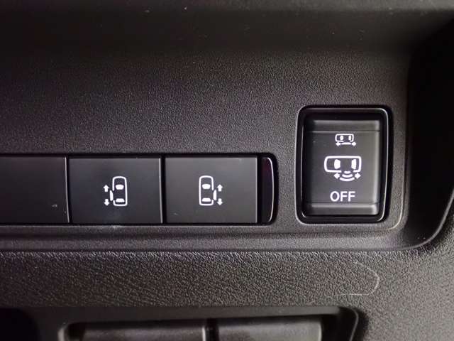 日産 セレナ ２．０ ハイウェイスターＶ R5年 (関東) 99