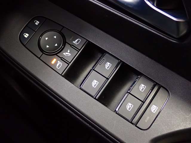 日産 セレナ ２．０ ハイウェイスターＶ R5年 (関東) 99