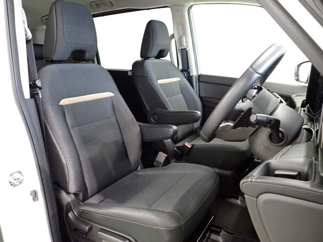 日産 セレナ ２．０ ハイウェイスターＶ R5年 (関東) 99