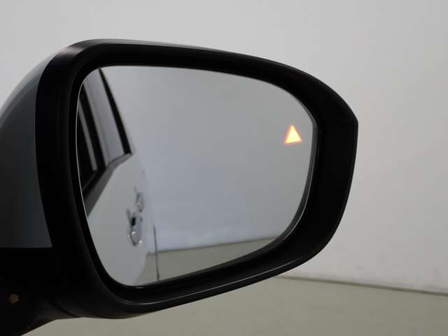 日産 セレナ ２．０ ハイウェイスターＶ R5年 (関東) 99