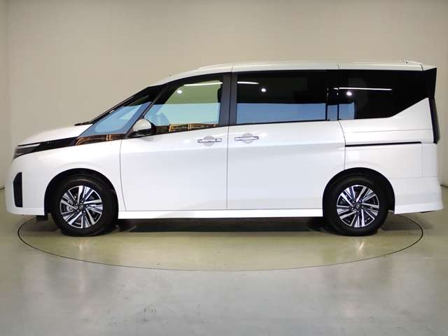 日産 セレナ ２．０ ハイウェイスターＶ R5年 (関東) 99