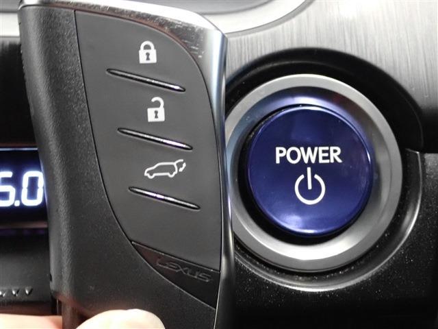 レクサス ＵＸ２５０ｈ ２５０Ｈ Ｆスポーツ ４ＷＤ R2年 (関東) 99