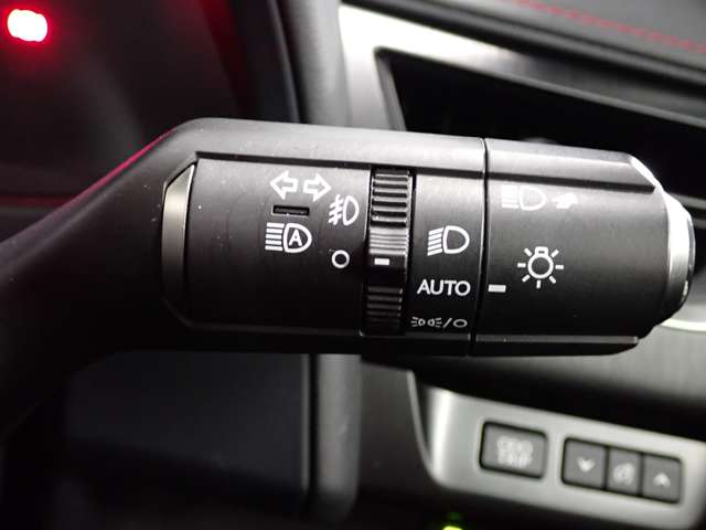 レクサス ＵＸ２５０ｈ ２５０Ｈ Ｆスポーツ ４ＷＤ R2年 (関東) 99