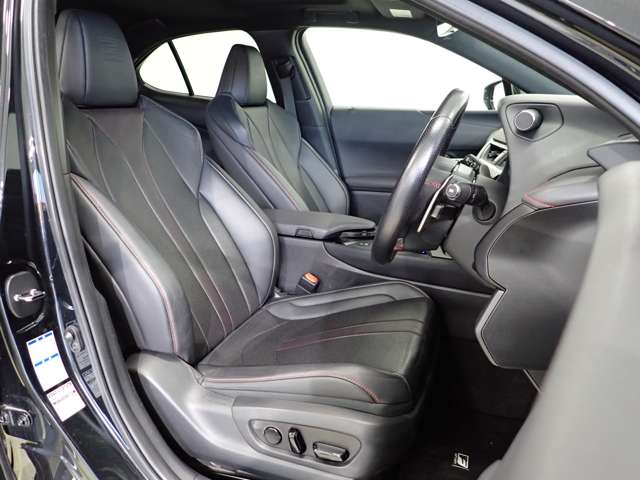 レクサス ＵＸ２５０ｈ ２５０Ｈ Ｆスポーツ ４ＷＤ R2年 (関東) 99