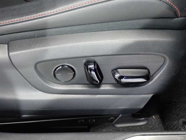 レクサス ＵＸ２５０ｈ ２５０Ｈ Ｆスポーツ ４ＷＤ R2年 (関東) 99