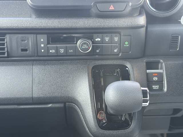 ホンダ Ｎ　ＢＯＸ カスタム ６６０ R7年 (東海) 99