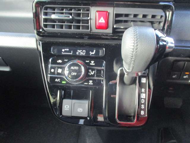 ダイハツ タント ６６０ カスタム ＲＳ ＥＣＯＩＤＬＥ非装着車 R5年 (中国) 99