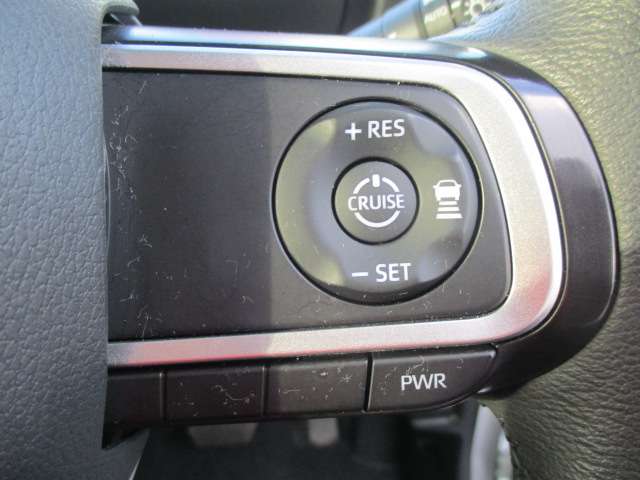 ダイハツ タント ６６０ カスタム ＲＳ ＥＣＯＩＤＬＥ非装着車 R5年 (中国) 99