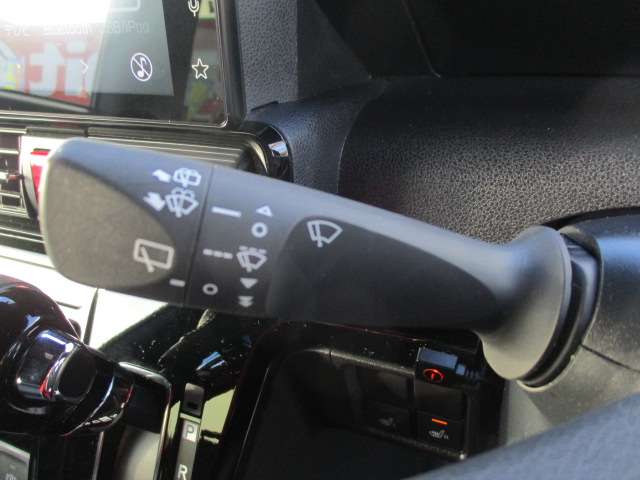 ダイハツ タント ６６０ カスタム ＲＳ ＥＣＯＩＤＬＥ非装着車 R5年 (中国) 99