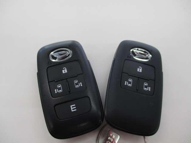 ダイハツ タント ６６０ カスタム ＲＳ ＥＣＯＩＤＬＥ非装着車 R5年 (中国) 99