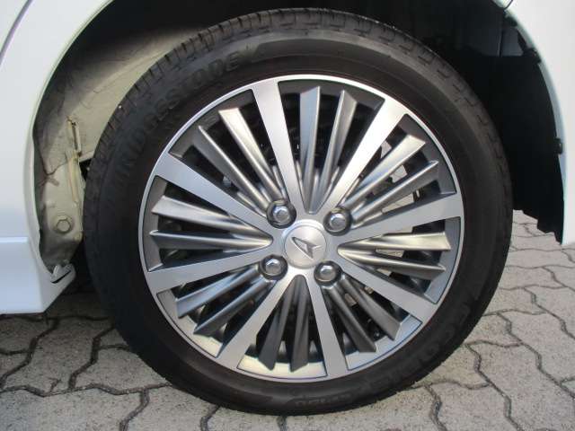 ダイハツ タント ６６０ カスタム ＲＳ ＥＣＯＩＤＬＥ非装着車 R5年 (中国) 99