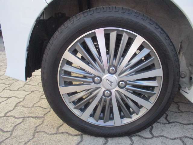 ダイハツ タント ６６０ カスタム ＲＳ ＥＣＯＩＤＬＥ非装着車 R5年 (中国) 99