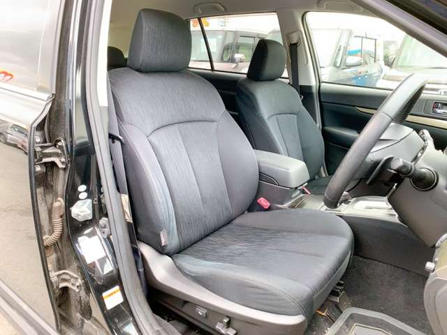 スバル レガシィツーリングワゴン ２．５ Ｉ アイサイト ４ＷＤ H25年 (九州・沖縄) 99