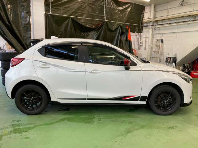 マツダ デミオ １．５ ＸＤ ツーリング Ｌパッケージ ディーゼルターボ ４ＷＤ H29年 (北海道) 99