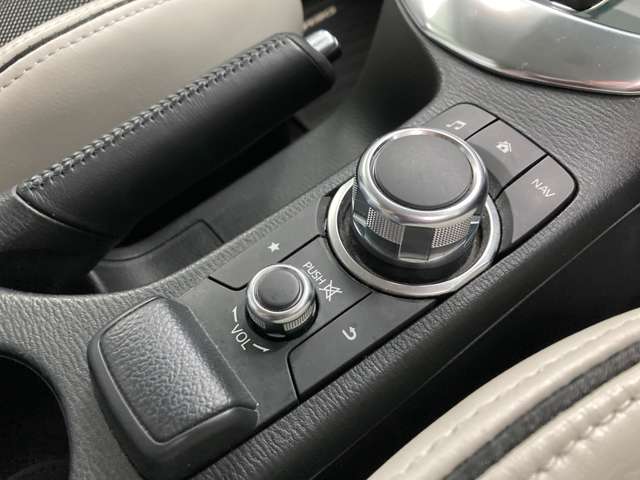 マツダ デミオ １．５ ＸＤ ツーリング Ｌパッケージ ディーゼルターボ ４ＷＤ H29年 (北海道) 99