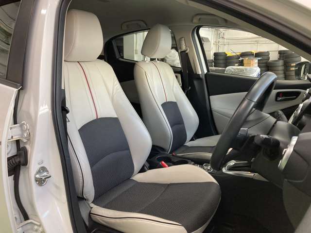 マツダ デミオ １．５ ＸＤ ツーリング Ｌパッケージ ディーゼルターボ ４ＷＤ H29年 (北海道) 99