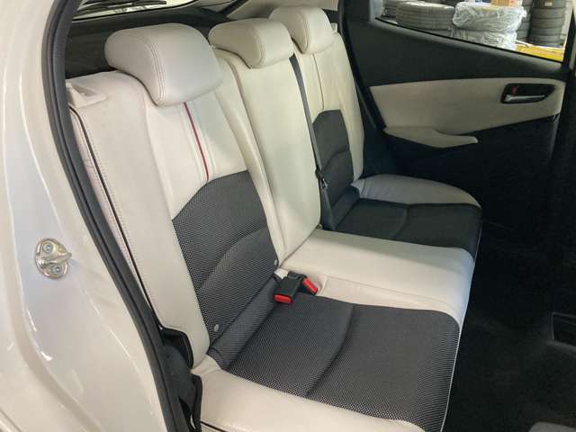 マツダ デミオ １．５ ＸＤ ツーリング Ｌパッケージ ディーゼルターボ ４ＷＤ H29年 (北海道) 99