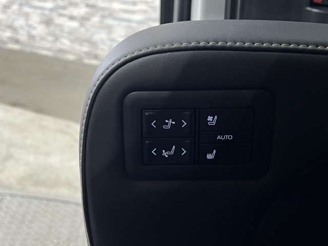 トヨタ アルファード ２．５ Ｚ R5年 (関東) 99