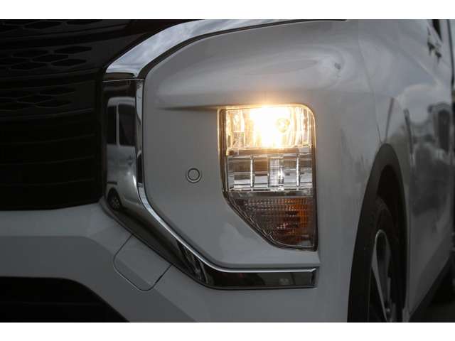 三菱 ｅＫクロス　スペース ６６０ Ｔ R4年 (関東) 99