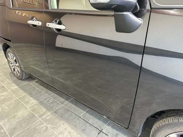 トヨタ ルーミー １．０ カスタム Ｇ－Ｔ R1年 (近畿) 99