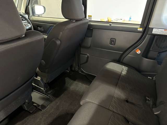 トヨタ ルーミー １．０ カスタム Ｇ－Ｔ R1年 (近畿) 99