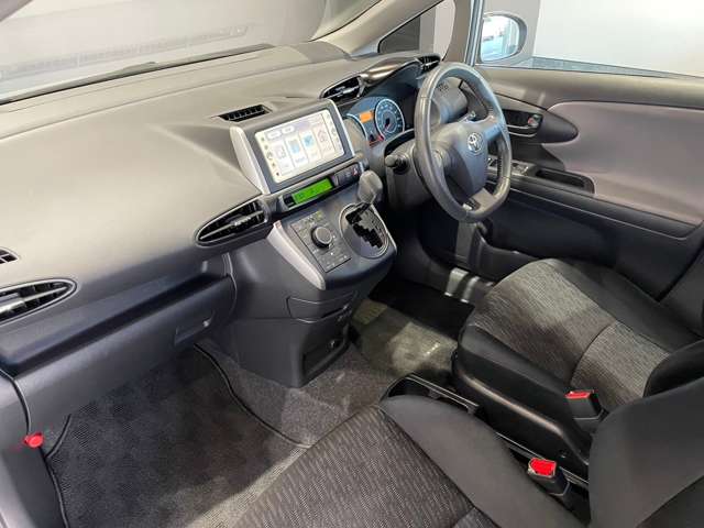 トヨタ ウィッシュ １．８Ｘ　ＨＩＤセレクション H22年 (近畿) 99