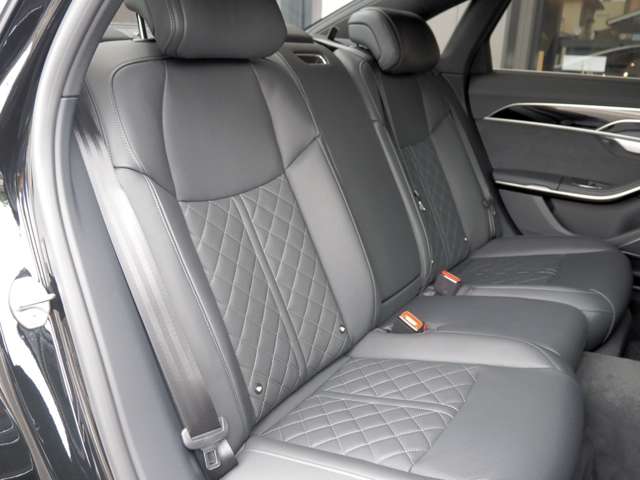 アウディ Ａ８ ５５ ＴＦＳＩ クワトロ ４ＷＤ R5年 (近畿) 99