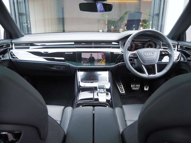 アウディ Ａ８ ５５ ＴＦＳＩ クワトロ ４ＷＤ R5年 (近畿) 99