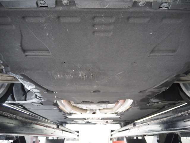 アウディ Ａ８ ５５ ＴＦＳＩ クワトロ ４ＷＤ R5年 (近畿) 99