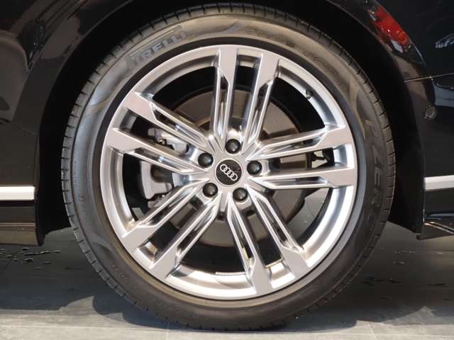 アウディ Ａ８ ５５ ＴＦＳＩ クワトロ ４ＷＤ R5年 (近畿) 99