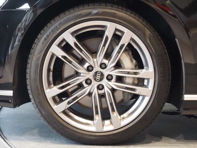 アウディ Ａ８ ５５ ＴＦＳＩ クワトロ ４ＷＤ R5年 (近畿) 99