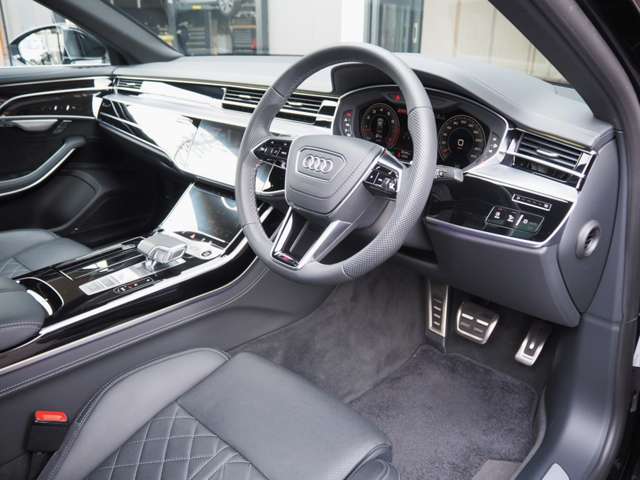 アウディ Ａ８ ５５ ＴＦＳＩ クワトロ ４ＷＤ R5年 (近畿) 99