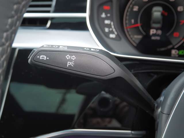 アウディ Ａ８ ５５ ＴＦＳＩ クワトロ ４ＷＤ R5年 (近畿) 99