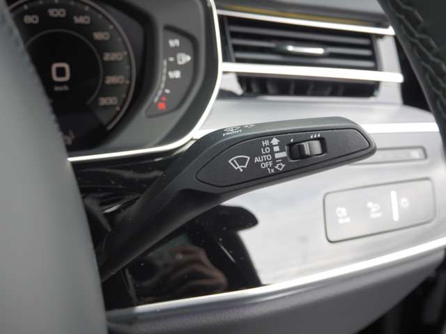 アウディ Ａ８ ５５ ＴＦＳＩ クワトロ ４ＷＤ R5年 (近畿) 99