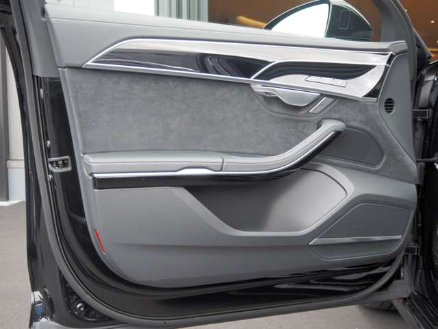 アウディ Ａ８ ５５ ＴＦＳＩ クワトロ ４ＷＤ R5年 (近畿) 99