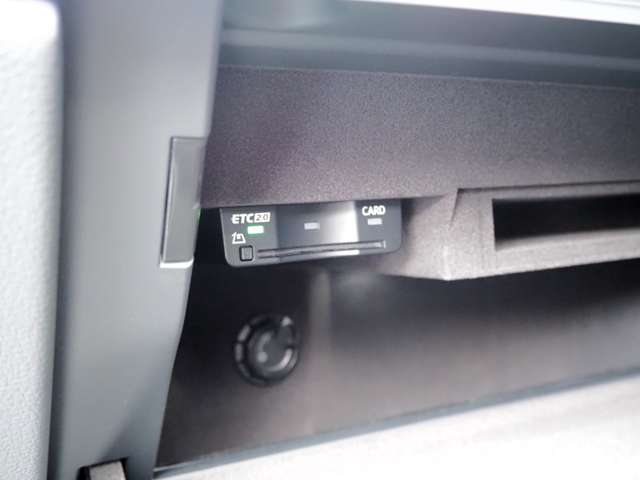 アウディ Ａ８ ５５ ＴＦＳＩ クワトロ ４ＷＤ R5年 (近畿) 99