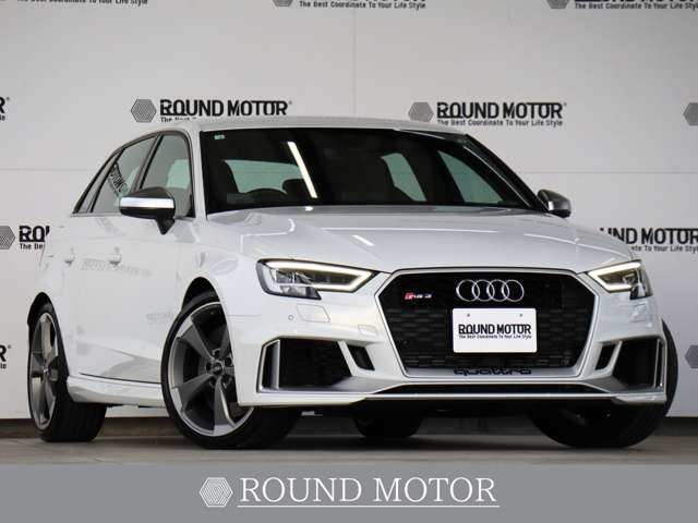 アウディ ＲＳ３　スポーツバック ２．５ ４ＷＤ R2年 (近畿) 99