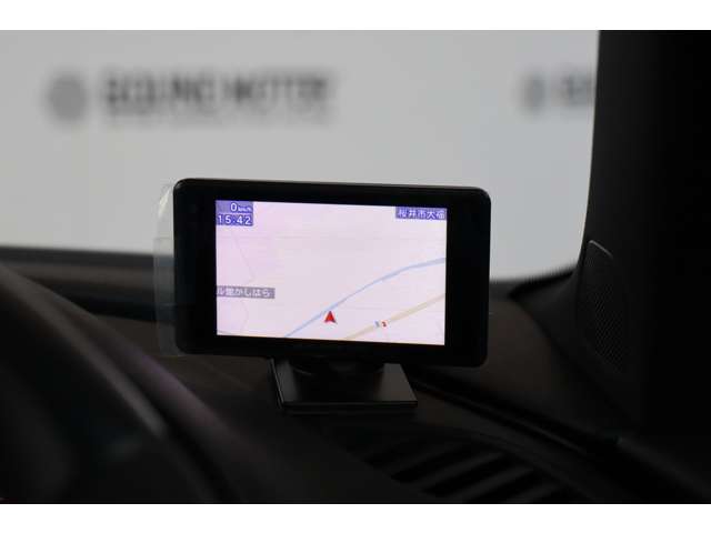 アウディ ＲＳ３　スポーツバック ２．５ ４ＷＤ R2年 (近畿) 99