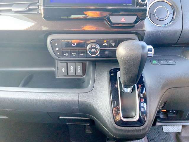 ホンダ Ｎ　ＢＯＸ ６６０ Ｇ Ｌ H30年 (九州・沖縄) 99