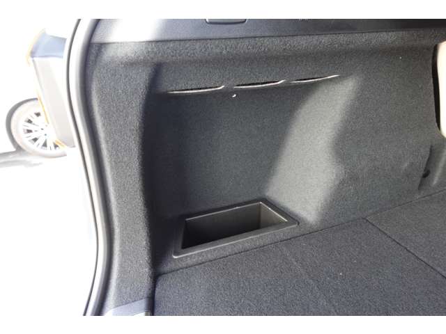 ＢＭＷ Ｘ１ Ｘドライブ １８Ｄ Ｘライン ４ＷＤ R2年 (近畿) 99